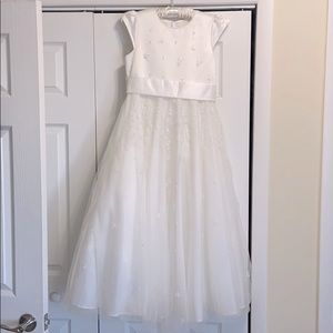 White/Cream Child’s Bridesmaid or Communion Dress